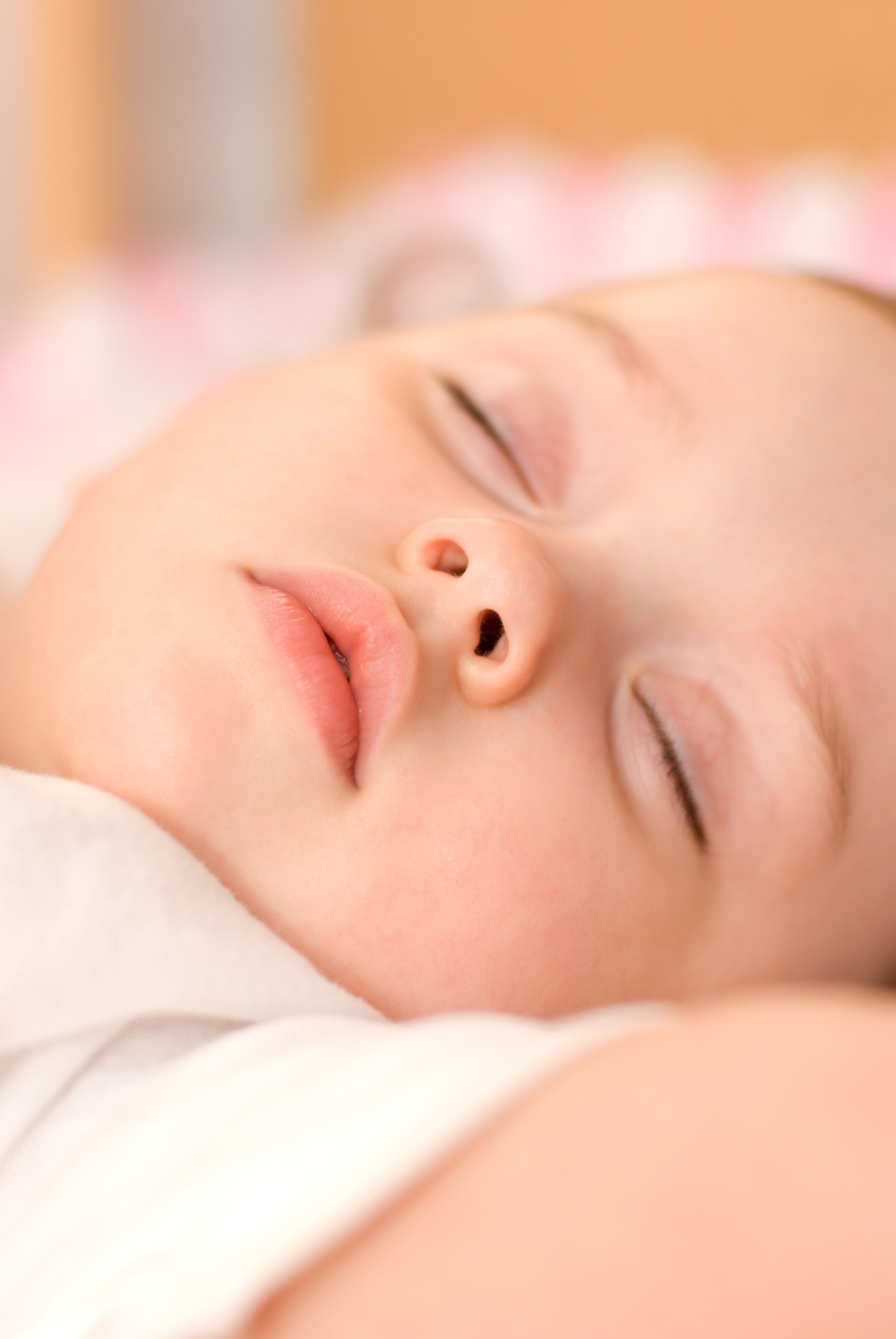 Les difficultés du bébé à s'endormir en collectivité