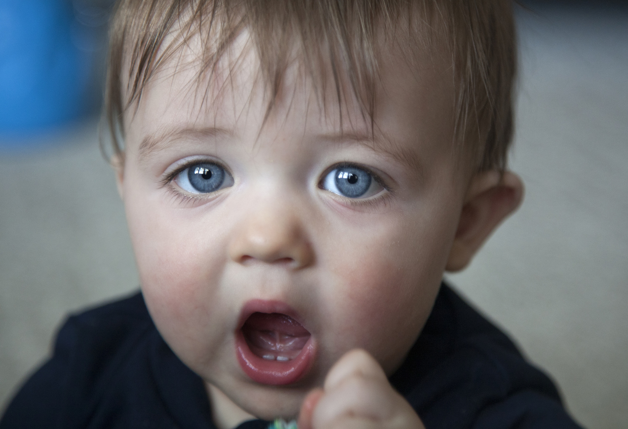 Bébé saigne du nez: saigner du nez chez le bébé