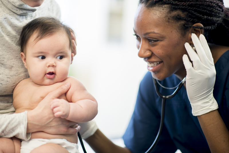 bébé médecin