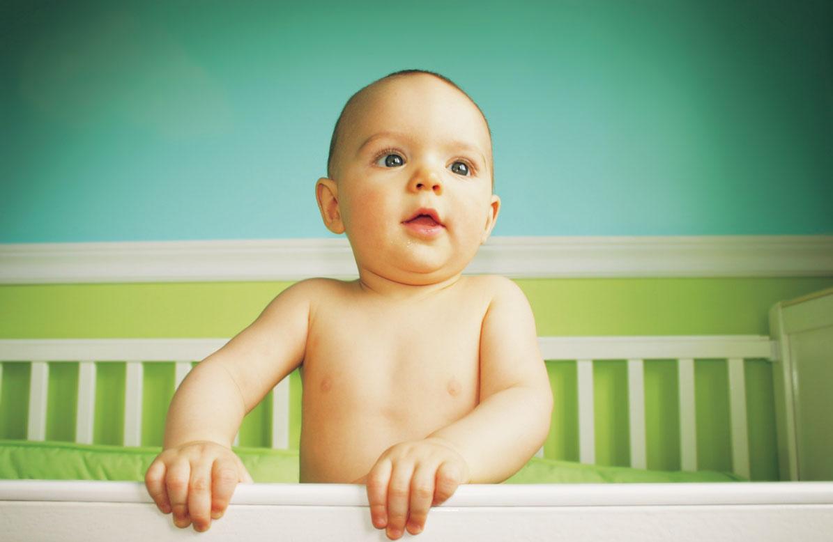 Lit à barreaux pour bébé : comment le choisir ? | lesprosdelapetiteenfance