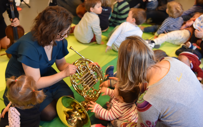 musiciennes et petits