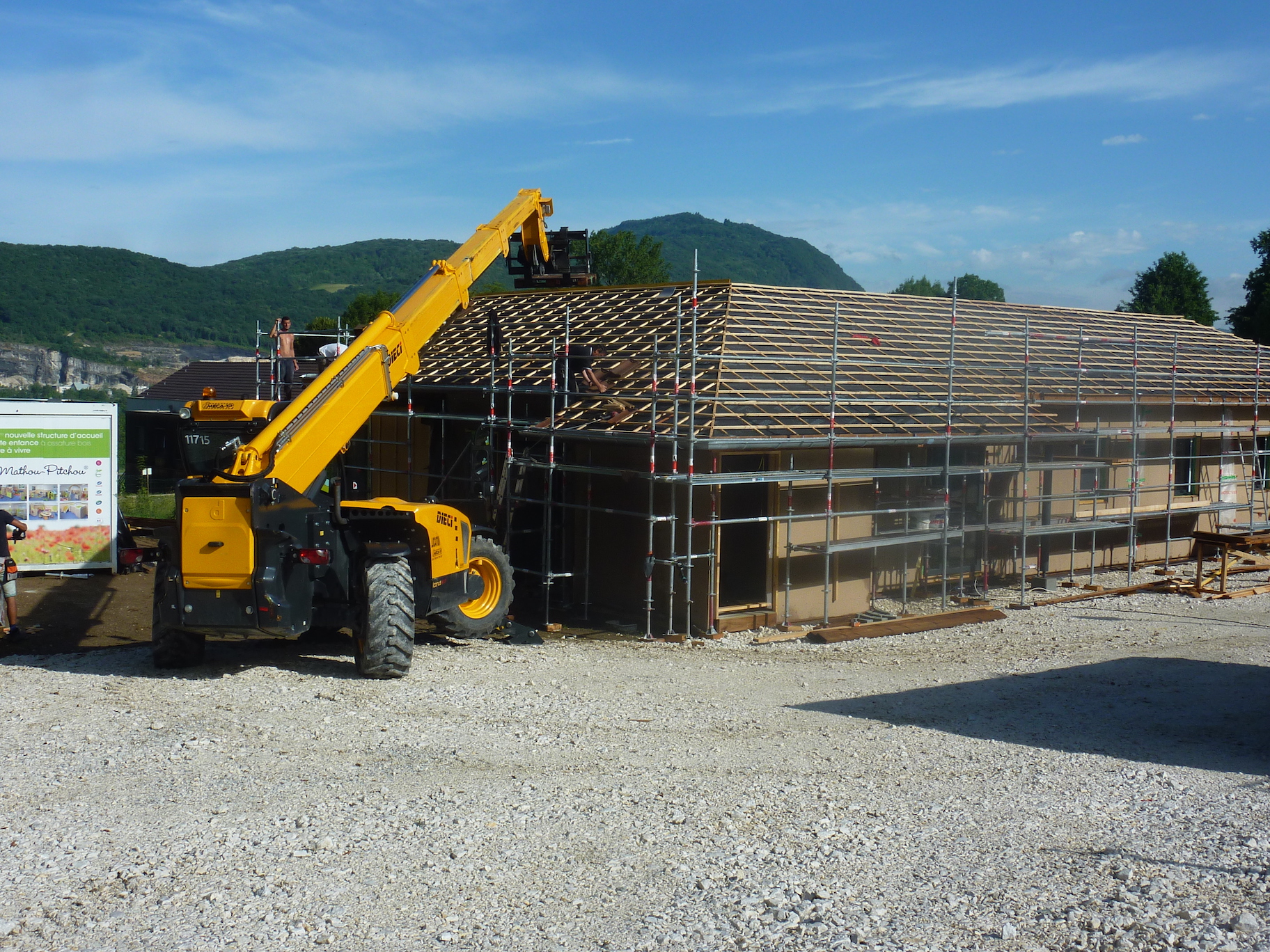 la construction de la micro-crèche Les Chrysalides 