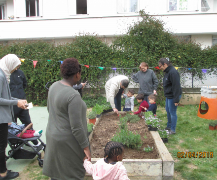 jardinage avec les aprents à lyon